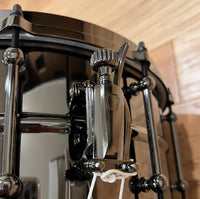 Ludwig Universal Series 6.5x14" Black Nickel over Brass Snare Drum with Black Nickel Hardware *IN STOCK*