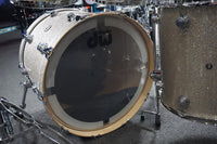 DW 10/12/16/22 Collector's Series SSC Pure Maple Drum Kit Set in Broken Glass