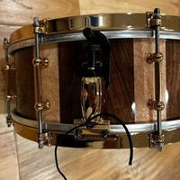 Caisse claire Doc Sweeney 14x5,5 Stave Claro Walnut &amp; Birdseye Maple avec matériel Aztec Gold Tout neuf