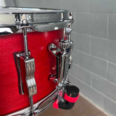 Ludwig Neusonic 6.5x14" Snare Drum in Satin Diablo Red from NAMM 2023