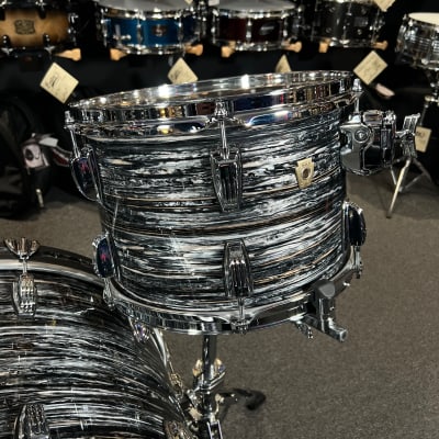 Ludwig Classic Maple FAB 13 16 22 Drum Set Kit in Vintage Black Oyste Bentley s Drum Shop