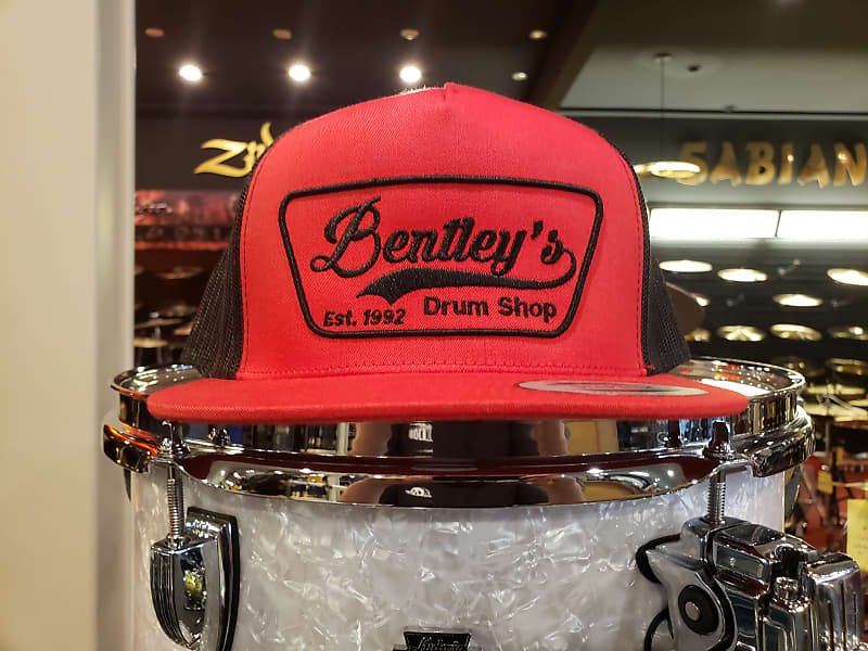 Casquette Trucker Snapback Drum Shop de Bentley en rouge et noir