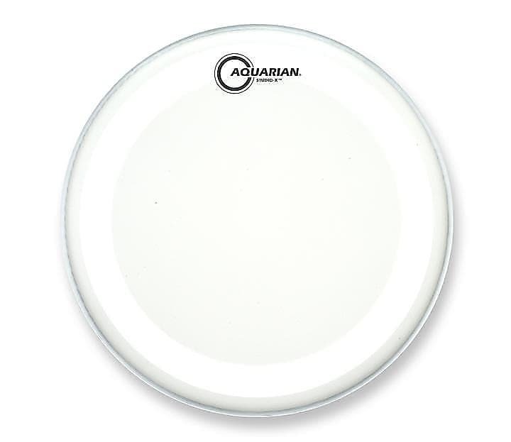 Parche de bombo Studio-X de 13" con revestimiento texturizado blanco Aquarian TCSX13