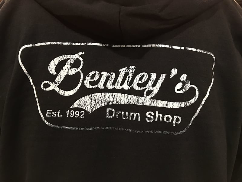 Sweat à capuche zippé Drum Shop de Bentley en noir avec logo blanc vieilli