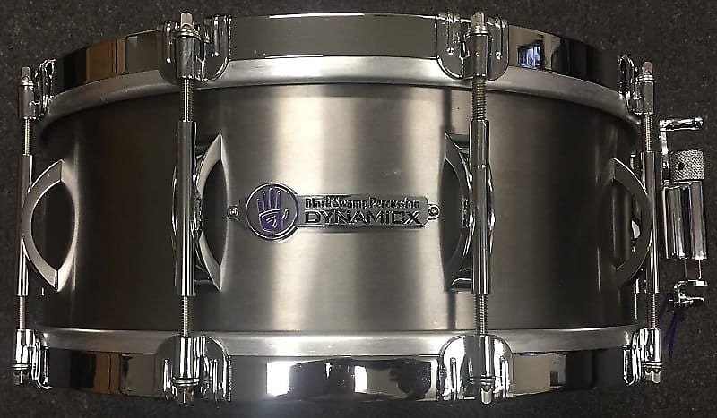 Caisse claire Dynamicx Sterling Series Titanium 5,5x14" Black Swamp (commande spéciale)