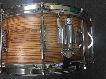 Caisse claire Dynamicx BackBeat Series 6,5x14" Black Swamp en placage de bois de zèbre (commande spéciale)