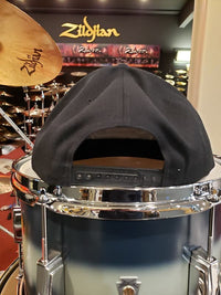 Casquette Snapback en tissu Drum Shop de Bentley en noir avec logo blanc