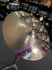 Cymbale crash Zildjian A20514 16" A Custom avec lien vidéo