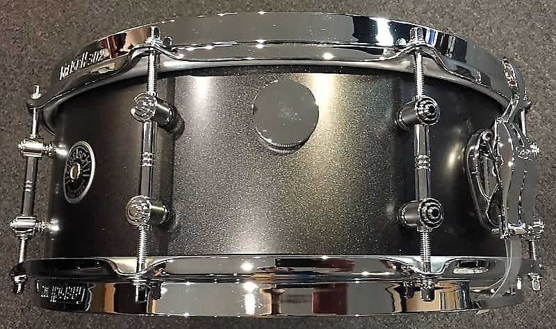 Gretsch Mike Johnston Brooklyn Standard 5.5x14" Snare Drum in Satin Black Metallic