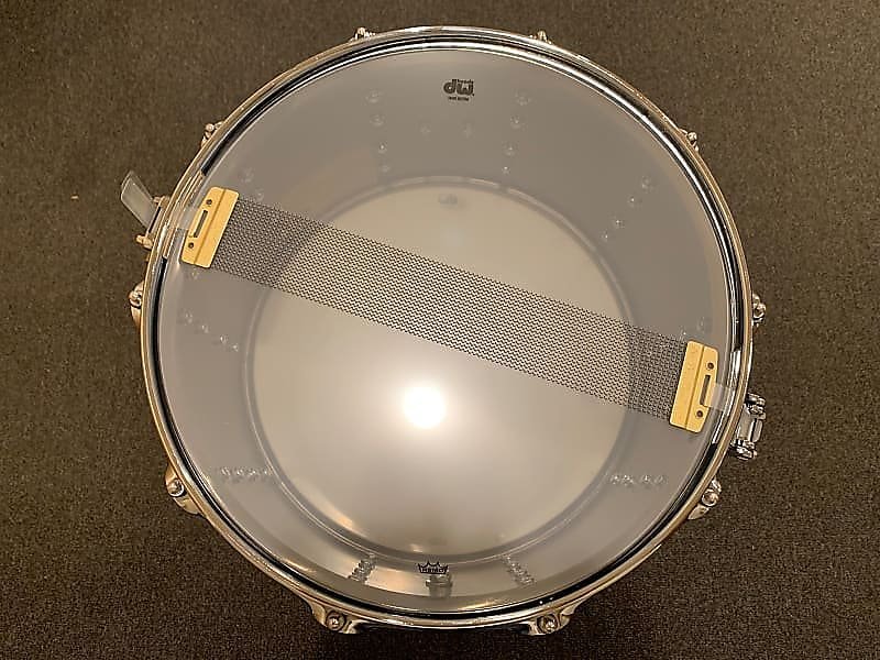 Caisse claire DW 8x14" Collector's Series en nickel noir sur laiton avec matériel chromé