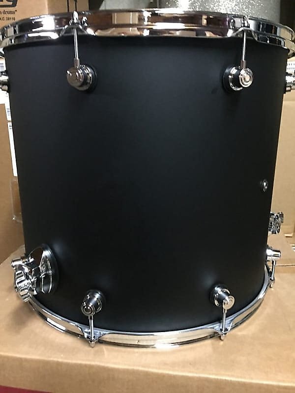 DW DDLM1618TTBL Design Series 16x18" Floor Tom in Satin Black