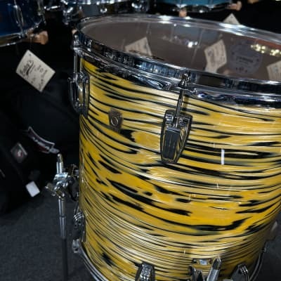 Batterie Ludwig Classic Maple FAB 13/16/22" en Lemon Oyster du NAMM 2023