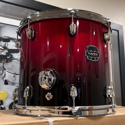 Kit de batterie Mapex Saturn Studioease Fast 10/12/14/16//22" en Scarlet Fade *EN STOCK*